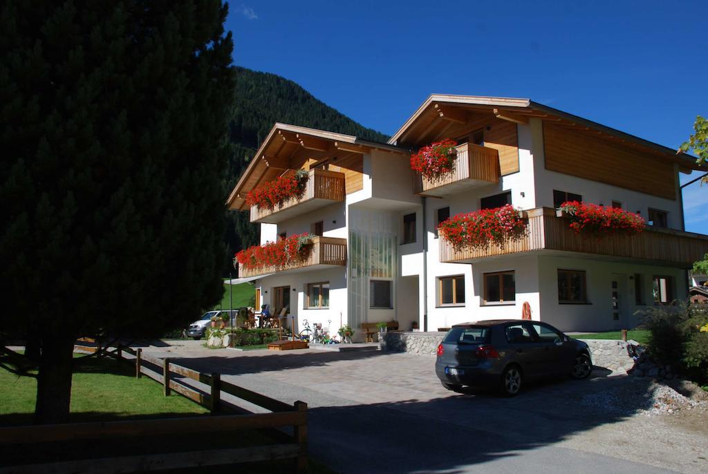 Haus Kargruber Apartment Santa Maddalena in Casies Luaran gambar