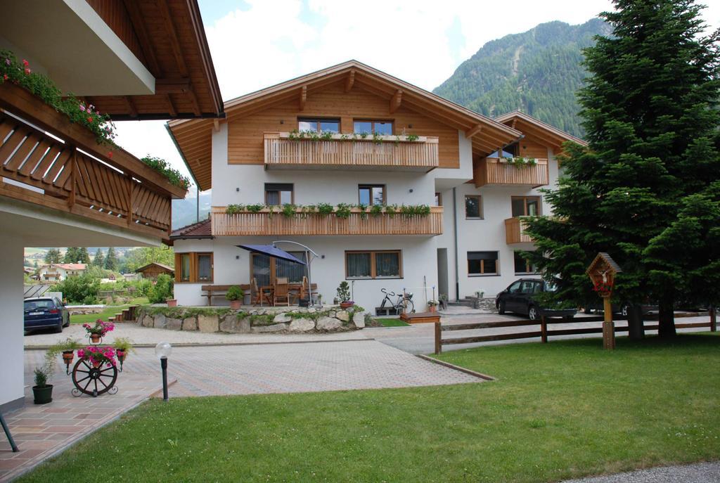 Haus Kargruber Apartment Santa Maddalena in Casies Luaran gambar